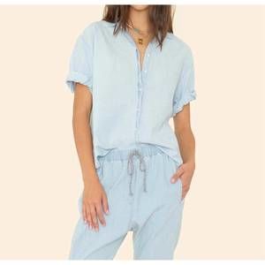 XiRENA Sky Blue Button-Up Short Sleeve Tee